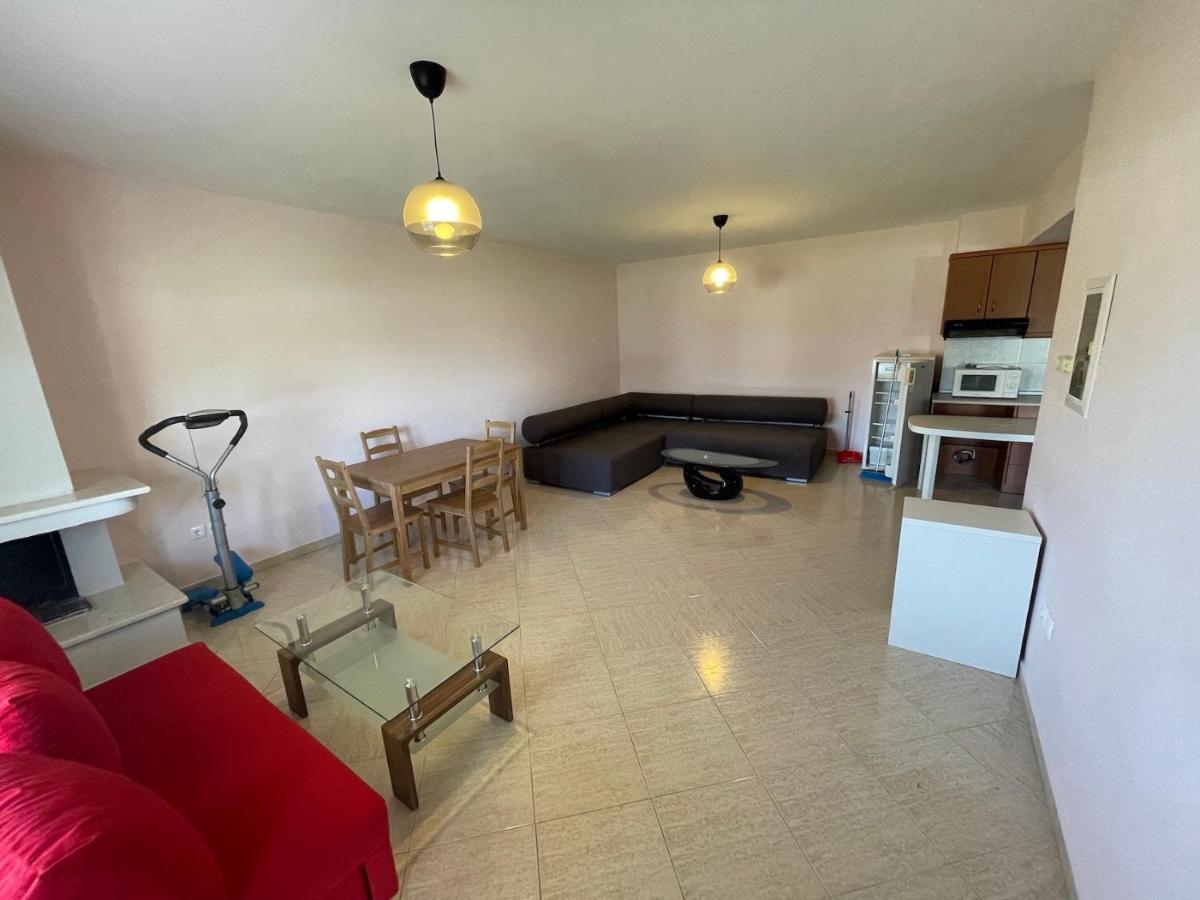 Serenity House Epanomi Bagian luar foto
