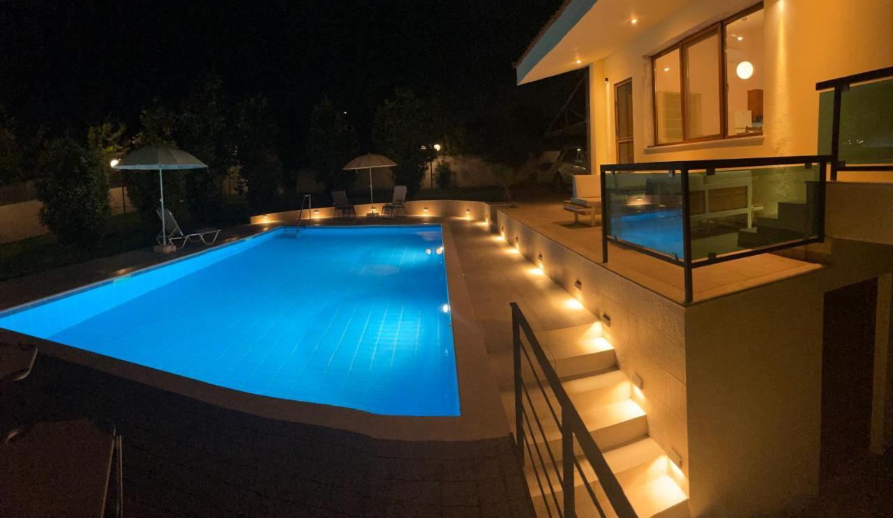Serenity House Epanomi Bagian luar foto