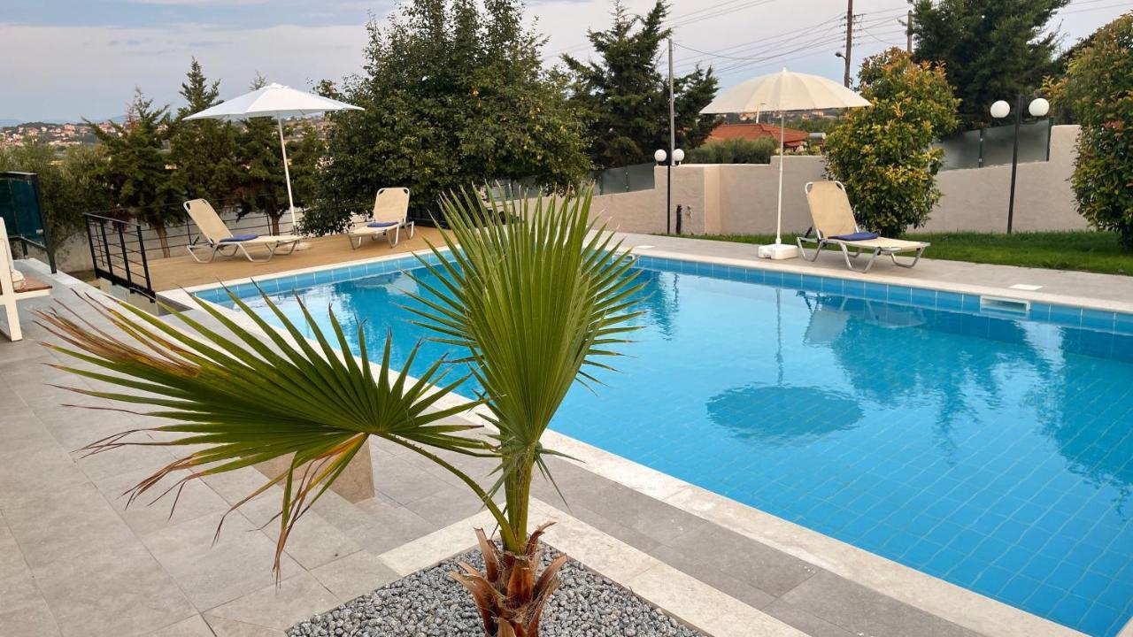 Serenity House Epanomi Bagian luar foto